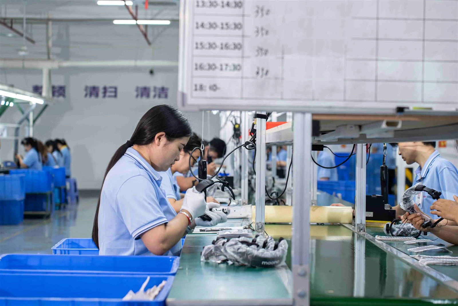 Boxin uc headset factory.jpg Boxin uc headset factory.jpg